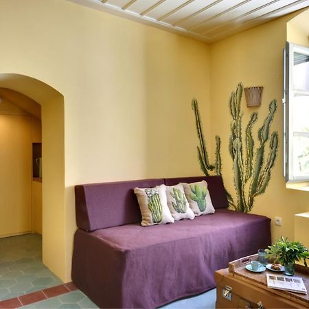 Cactus Hydra - Art Apartments Bilik gambar